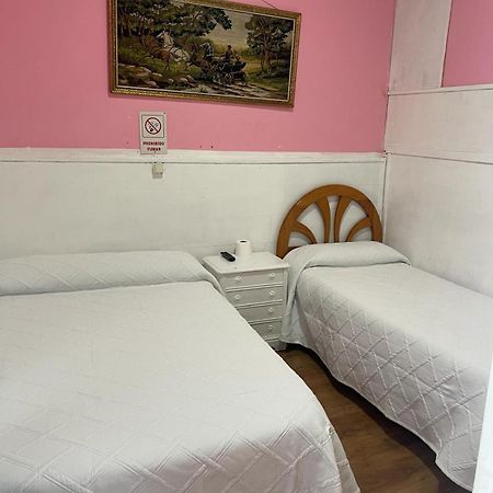 Hostal Daniel Madrid Eksteriør bilde