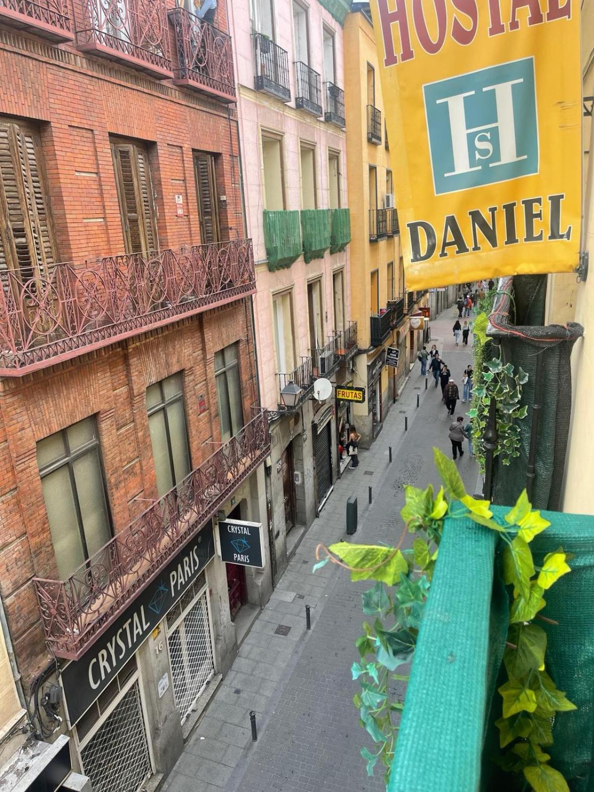 Hostal Daniel Madrid Eksteriør bilde